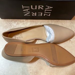 Naturalizer womens taupe brown tan flats Samantha
